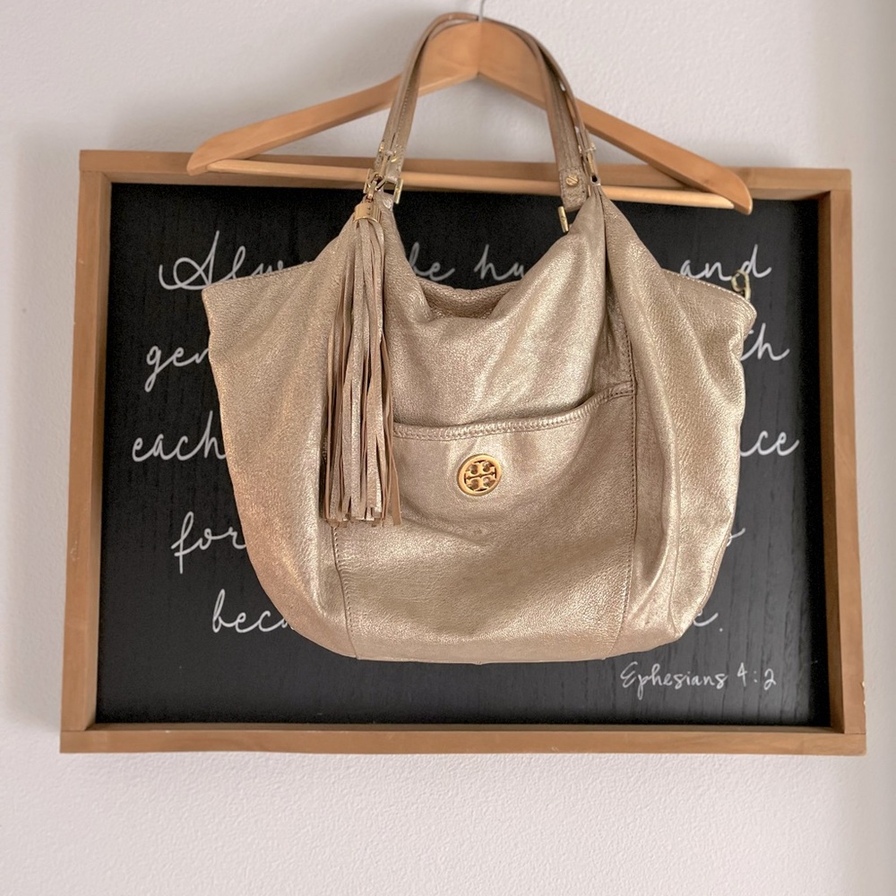 Gorgeous Tory Burch Gold Metallic Shimmer Hobo Bag